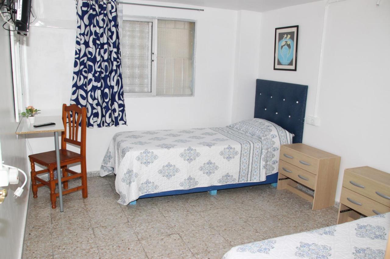 Pension La Lambra Azul Alicante Exteriér fotografie